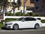 BMW 320i Sedan 2013 года (US)